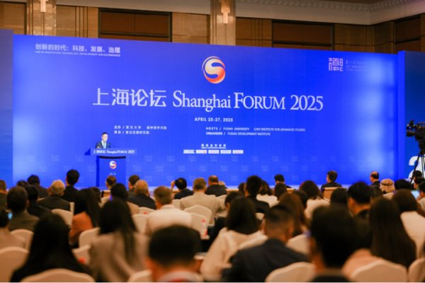 低息股票配资 《推动人工智能安全可靠可控发展行业倡议》发布